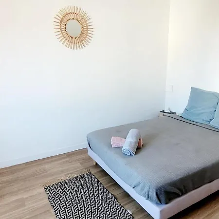T4 Renove A 10 Min De La Cite Apartment *